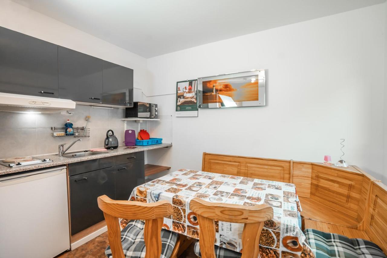 Motel Home Berlin Bagian luar foto