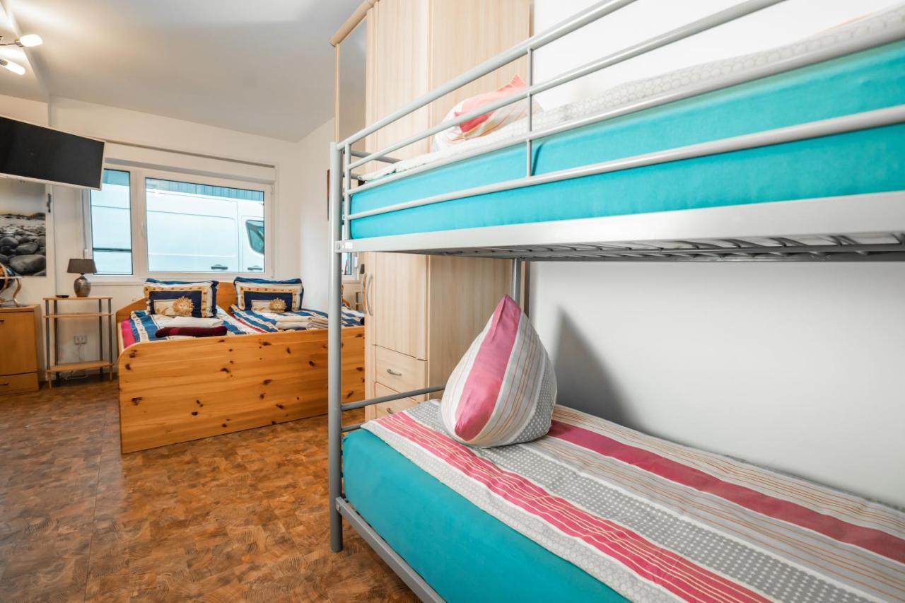 Motel Home Berlin Bagian luar foto