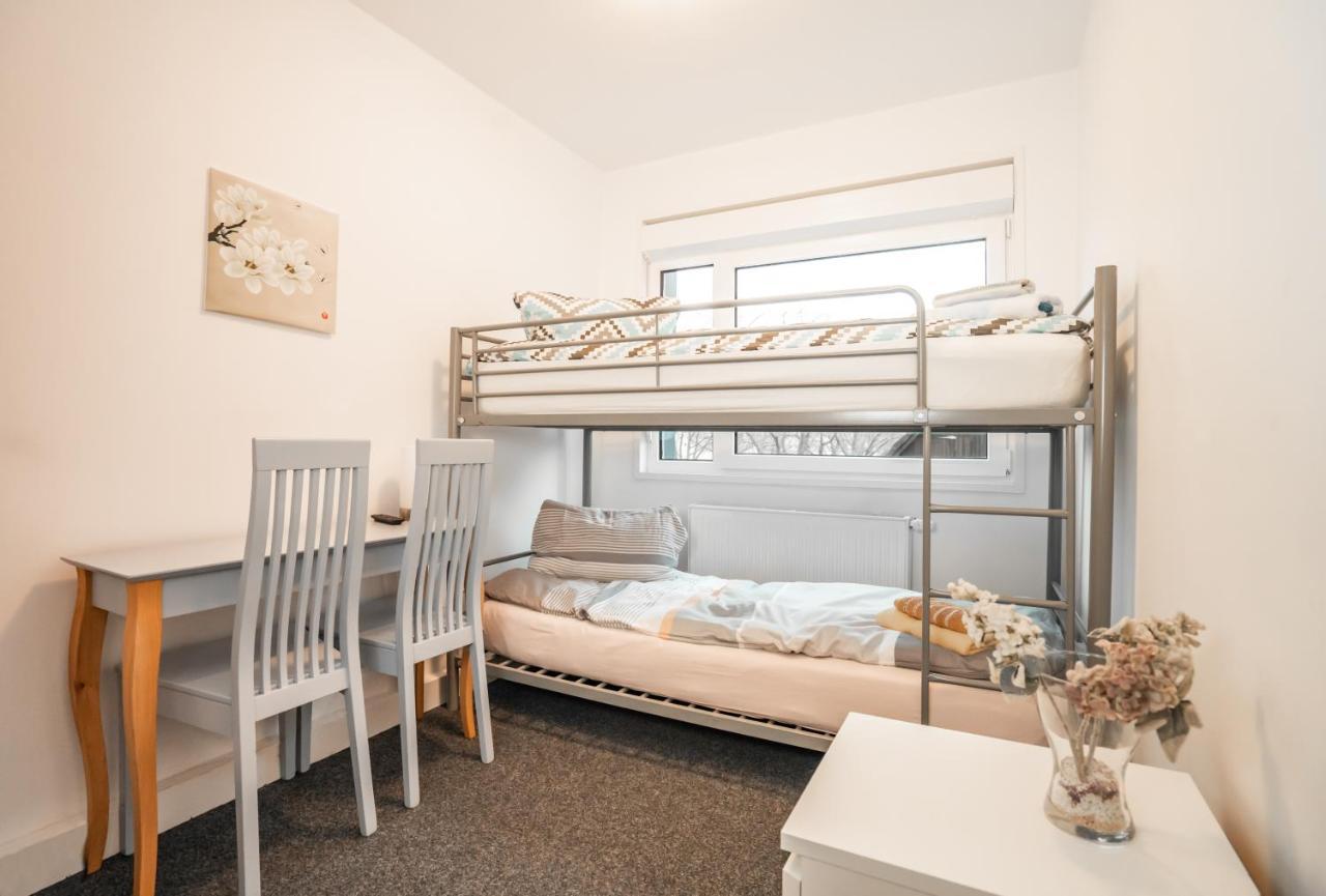 Motel Home Berlin Bagian luar foto