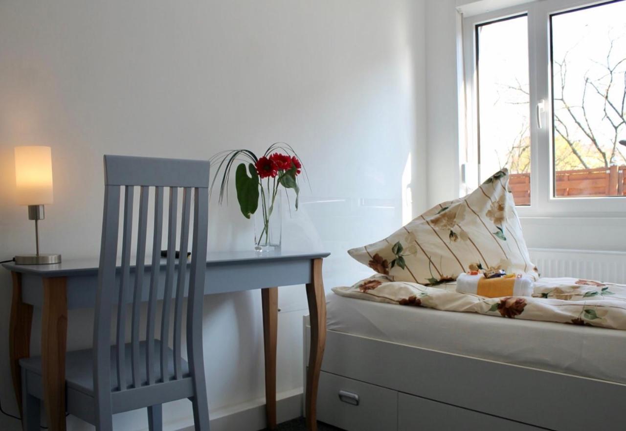 Motel Home Berlin Bagian luar foto